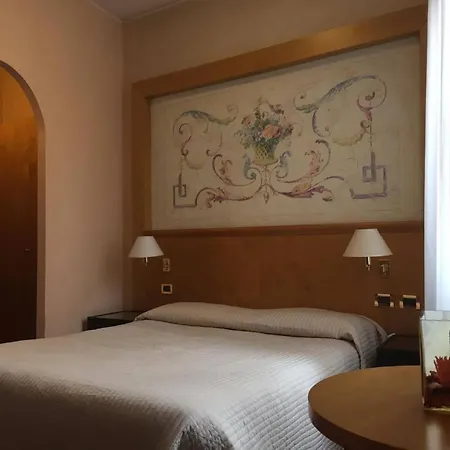 Apartahotel La Fenice Padua