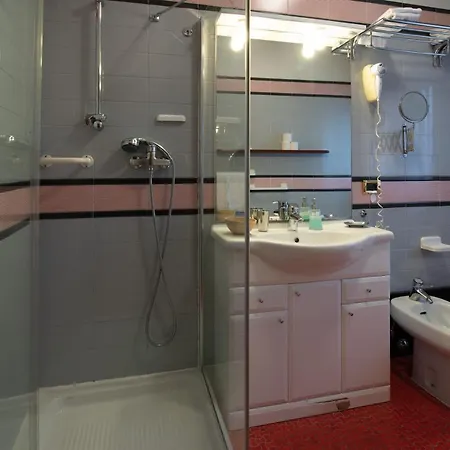 アパートホテル La Fenice 4*