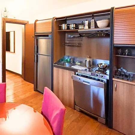 La Fenice アパートホテル